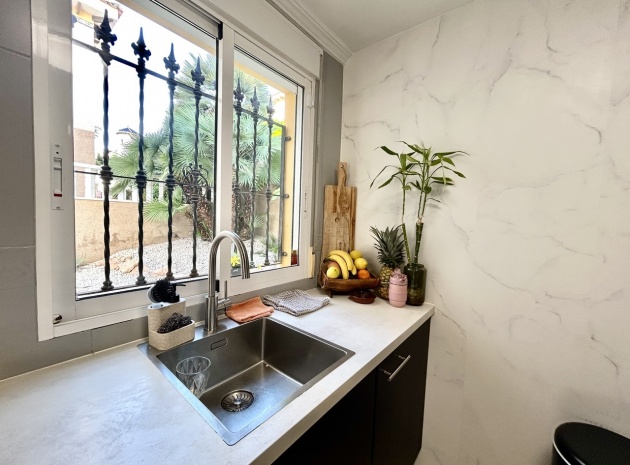Resale - Villa - Villamartin - pinada golf