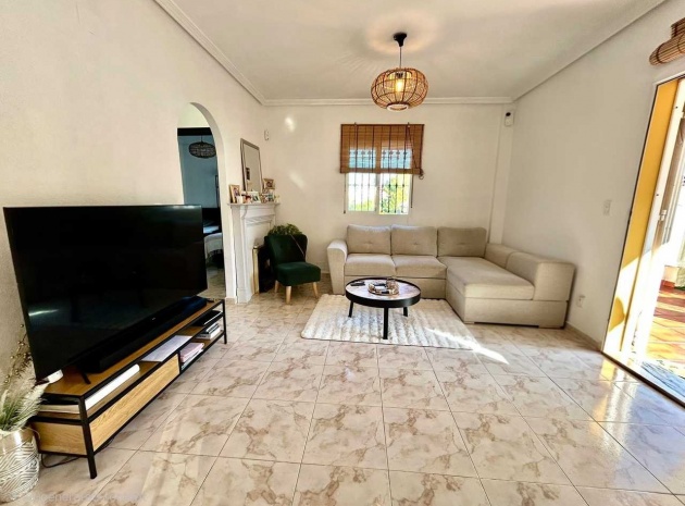 Resale - Villa - Villamartin - pinada golf
