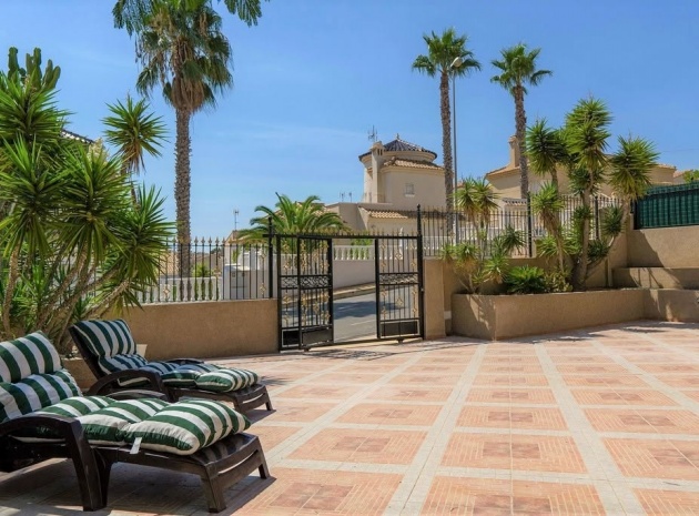 Resale - Villa - Villamartin - El Galan