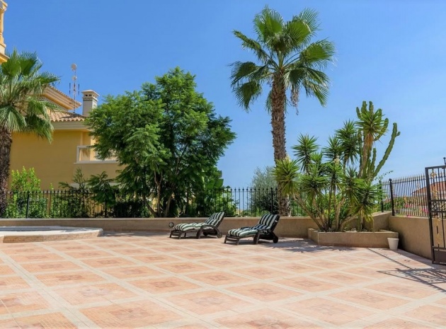 Resale - Villa - Villamartin - El Galan