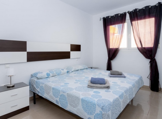 Resale - Apartment - Playa Flamenca - el bosque