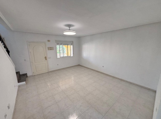 Resale - Townhouse - Ciudad Quesada - Monte Azul
