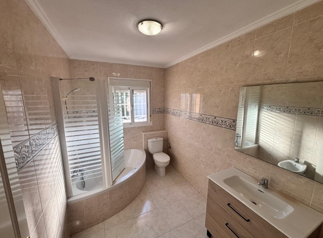 Resale - Townhouse - Ciudad Quesada - Monte Azul