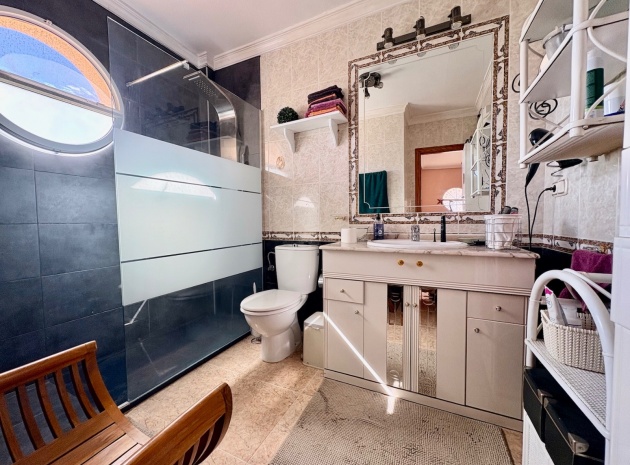 Resale - Villa - Playa Flamenca - zodiaco