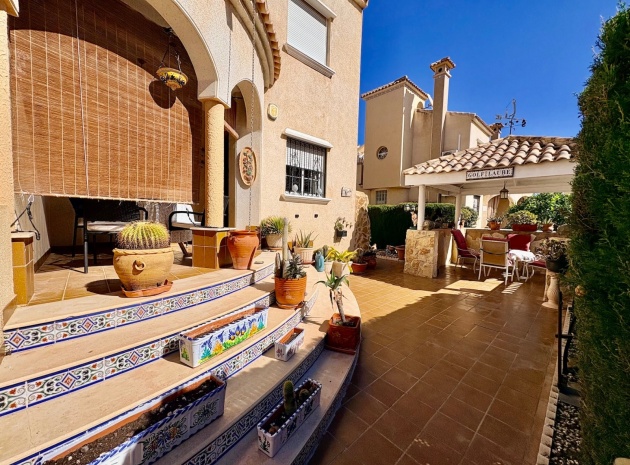 Resale - Villa - Playa Flamenca - zodiaco