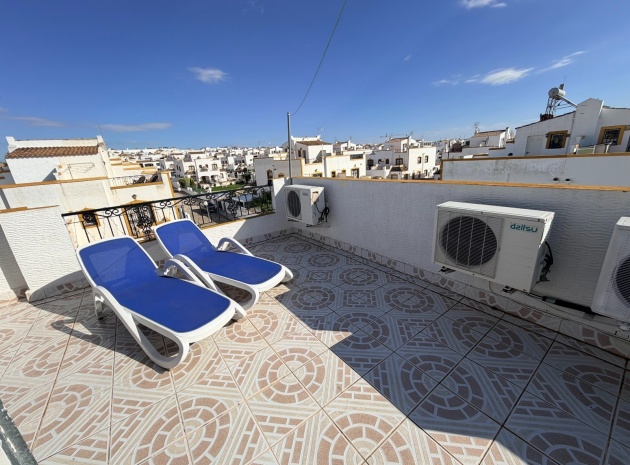 Resale - Villa - Los Montesinos - entre naranjos
