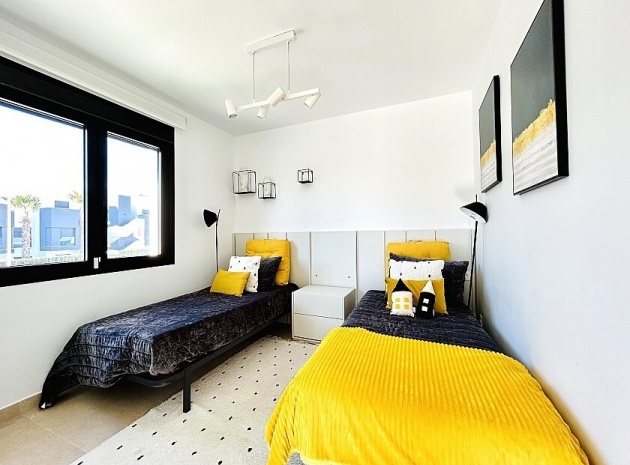 Resale - Villa - Guardamar del Segura - Urbanización El Raso