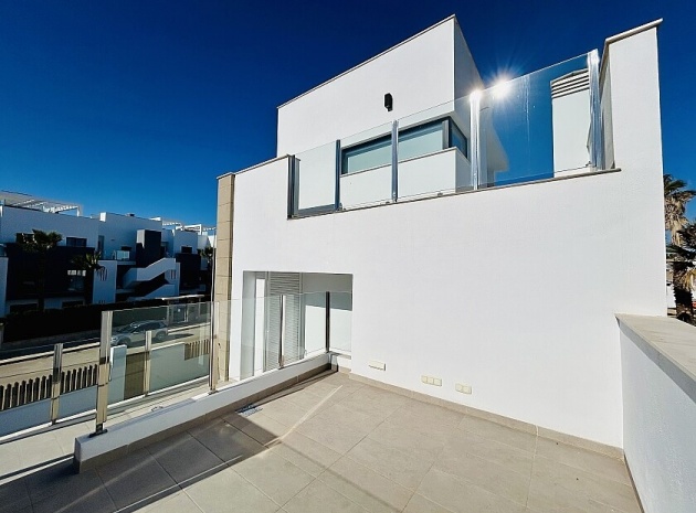 Resale - Villa - Guardamar del Segura - Urbanización El Raso