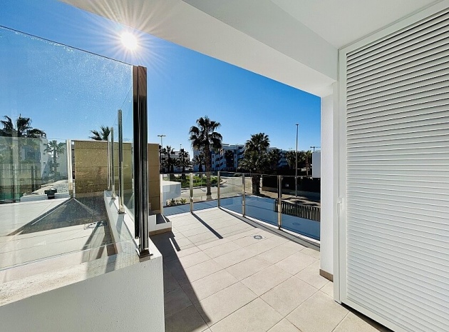 Resale - Villa - Guardamar del Segura - Urbanización El Raso