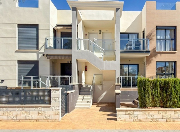 Resale - Apartment - Orihuela - La Zenia