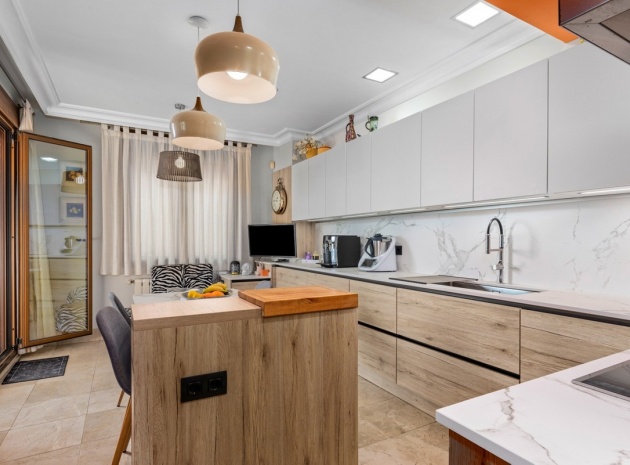 Resale - Villa - Guardamar del Segura - Guardamar del Segura Centro