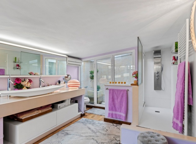 Resale - Villa - Guardamar del Segura - Guardamar del Segura Centro