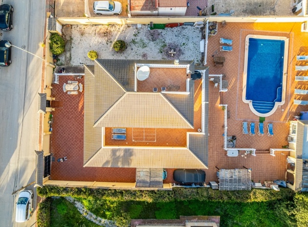 Resale - Villa - Torrevieja - Torrevieja Centro