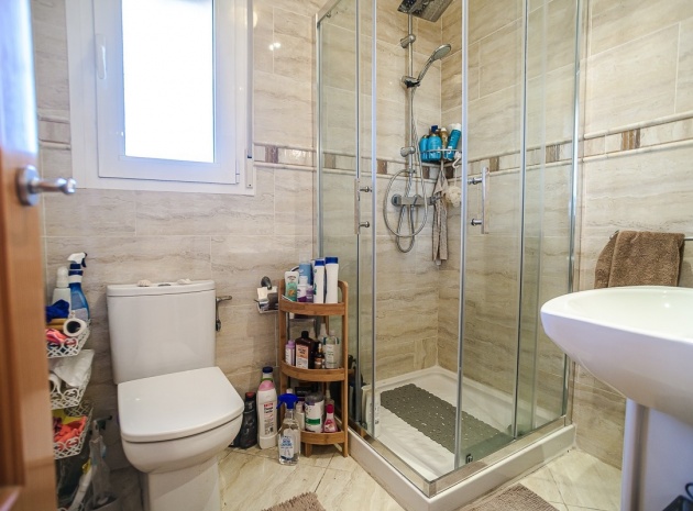 Resale - Villa - Torrevieja - Torrevieja Centro