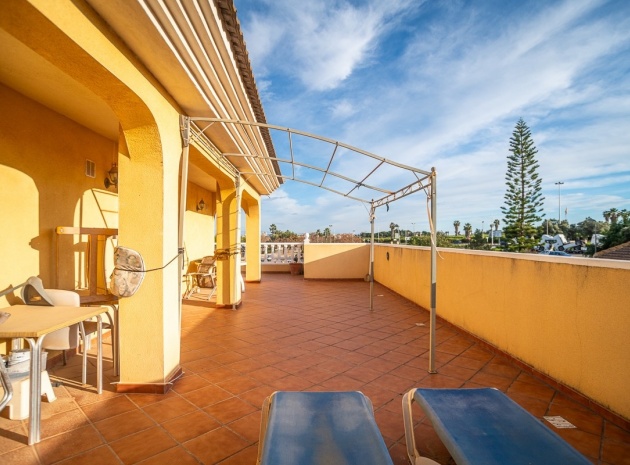 Resale - Villa - Torrevieja - Torrevieja Centro