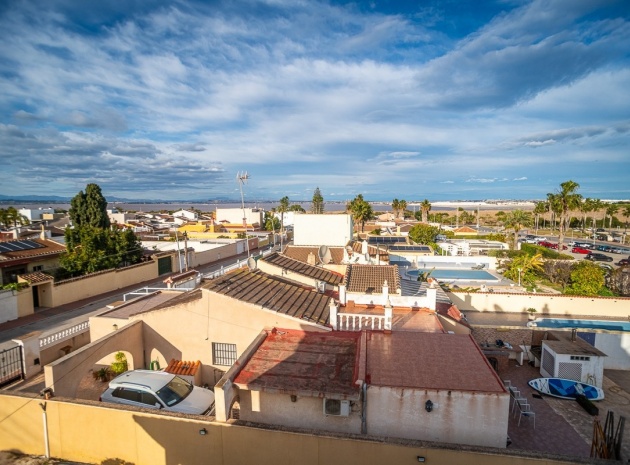 Resale - Villa - Torrevieja - Torrevieja Centro