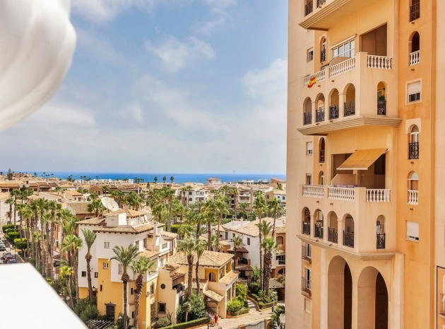 Resale - Apartment - Torrevieja - Playa De Los Locos