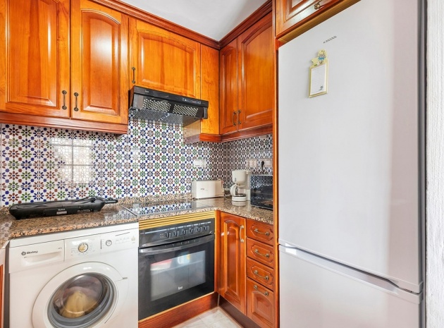 Resale - Apartment - Torrevieja - Playa De Los Locos