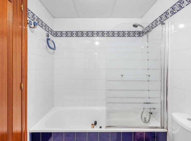 Resale - Apartment - Torrevieja - Playa De Los Locos