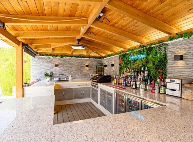 Resale - Villa - Orihuela - Villamartin
