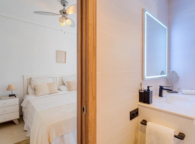 Resale - Villa - Orihuela - Villamartin