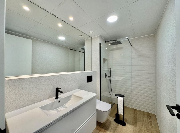 Resale - Apartment - Pilar de la Horadada - Pilar de la Horadada Centro