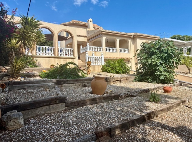 Resale - Villa - Orihuela - La Zenia