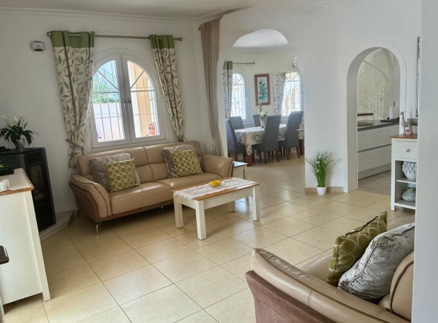 Resale - Villa - Orihuela - La Zenia