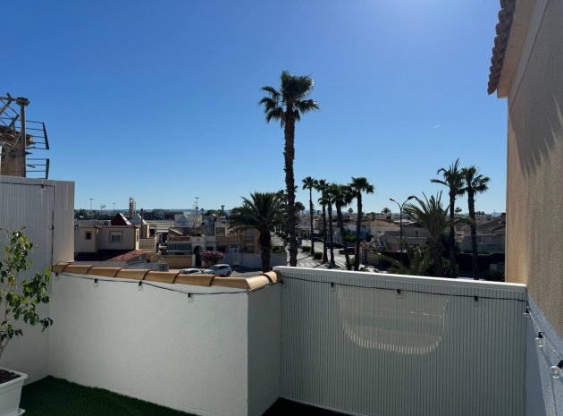 Resale - Villa - Torrevieja - Torrevieja Centro