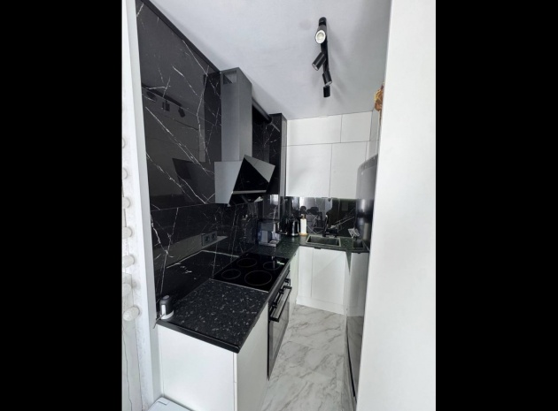 Resale - Villa - Torrevieja - Torrevieja Centro