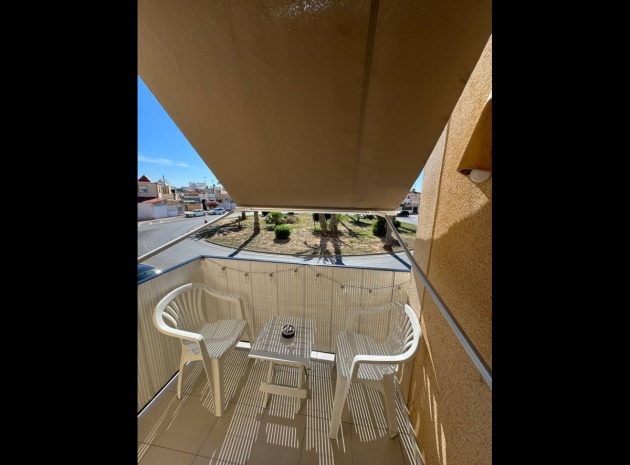 Resale - Villa - Torrevieja - Torrevieja Centro