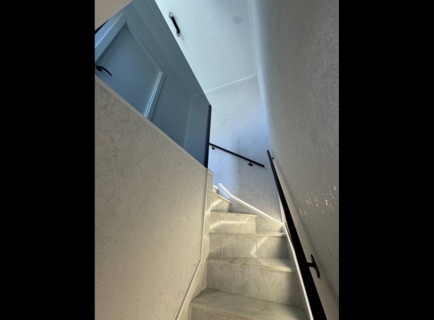 Resale - Villa - Torrevieja - Torrevieja Centro