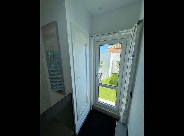 Resale - Villa - Torrevieja - Torrevieja Centro