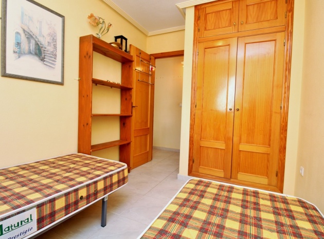 Resale - Apartment - Playa Flamenca - parque del duque