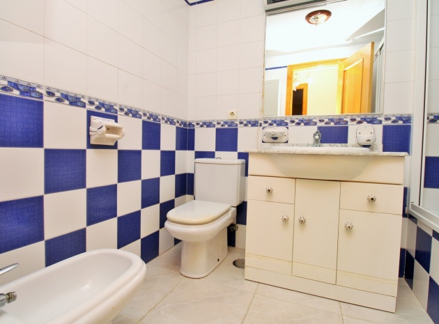 Resale - Apartment - Playa Flamenca - parque del duque
