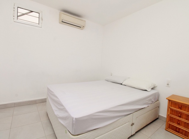 Resale - Bungalow - Villamartin - La Fuente