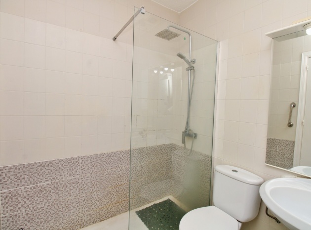 Resale - Bungalow - Villamartin - La Fuente