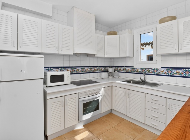 Resale - Apartment - Villamartin