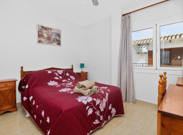 Resale - Apartment - Villamartin