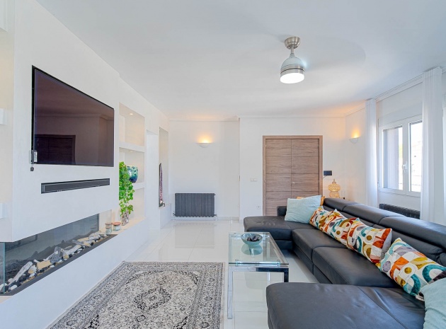 Resale - Villa - Villamartin - las filipinas