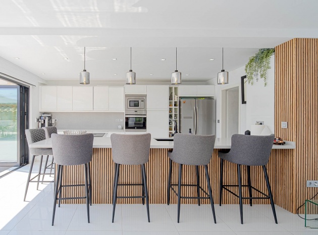 Resale - Villa - Villamartin - las filipinas