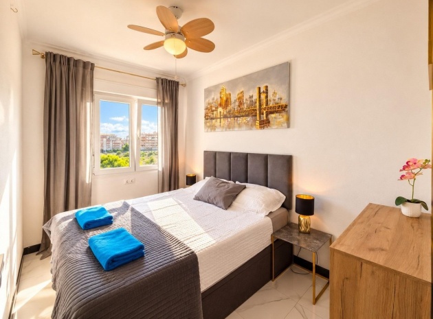 Resale - Villa - Torrevieja - Torrevieja Centro