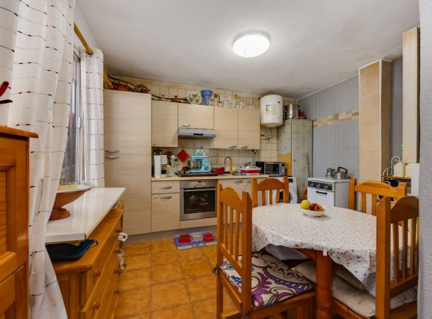 Resale - Townhouse - Torrevieja - Torrevieja Centro