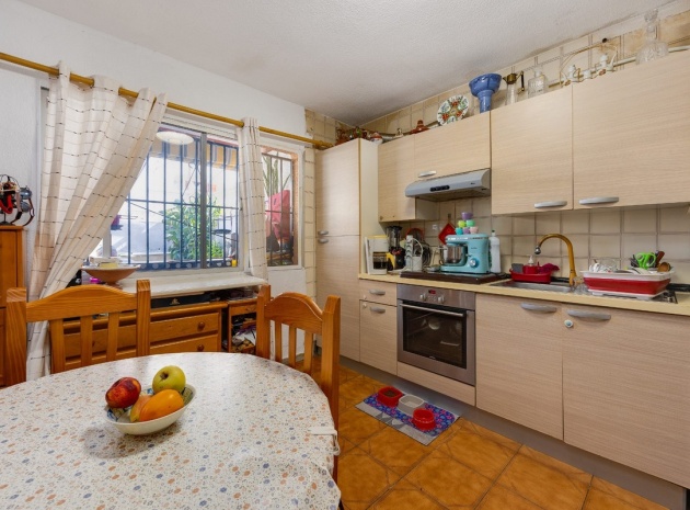 Resale - Townhouse - Torrevieja - Torrevieja Centro