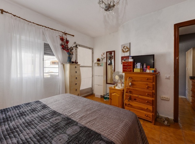 Resale - Townhouse - Torrevieja - Torrevieja Centro