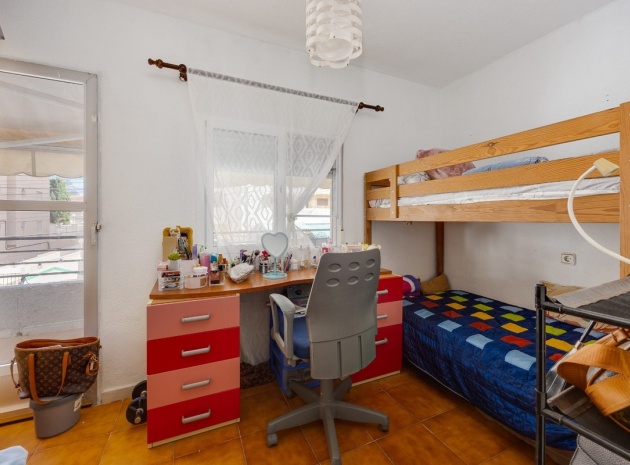 Resale - Townhouse - Torrevieja - Torrevieja Centro