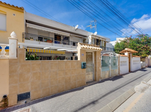 Resale - Townhouse - Torrevieja - Torrevieja Centro