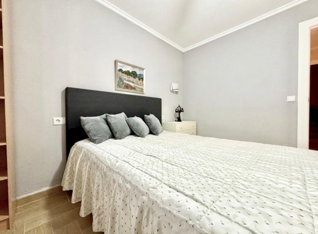 Resale - Townhouse - Torrevieja - Torrevieja Centro