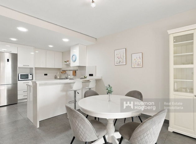 Resale - Apartment - Orihuela - Campoamor