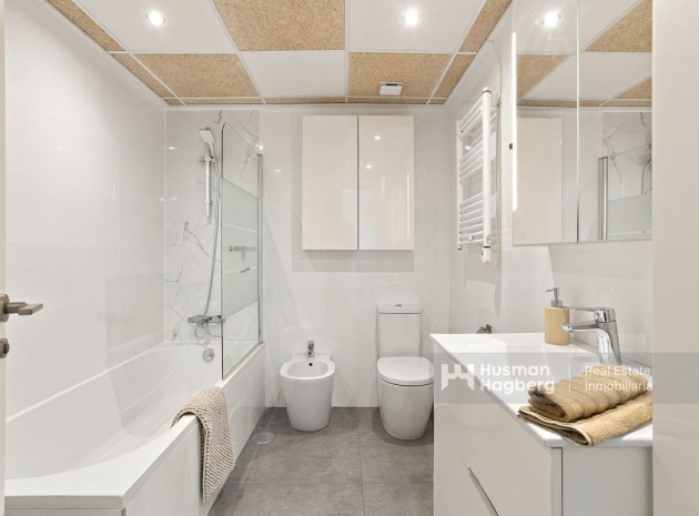 Resale - Apartment - Orihuela - Campoamor